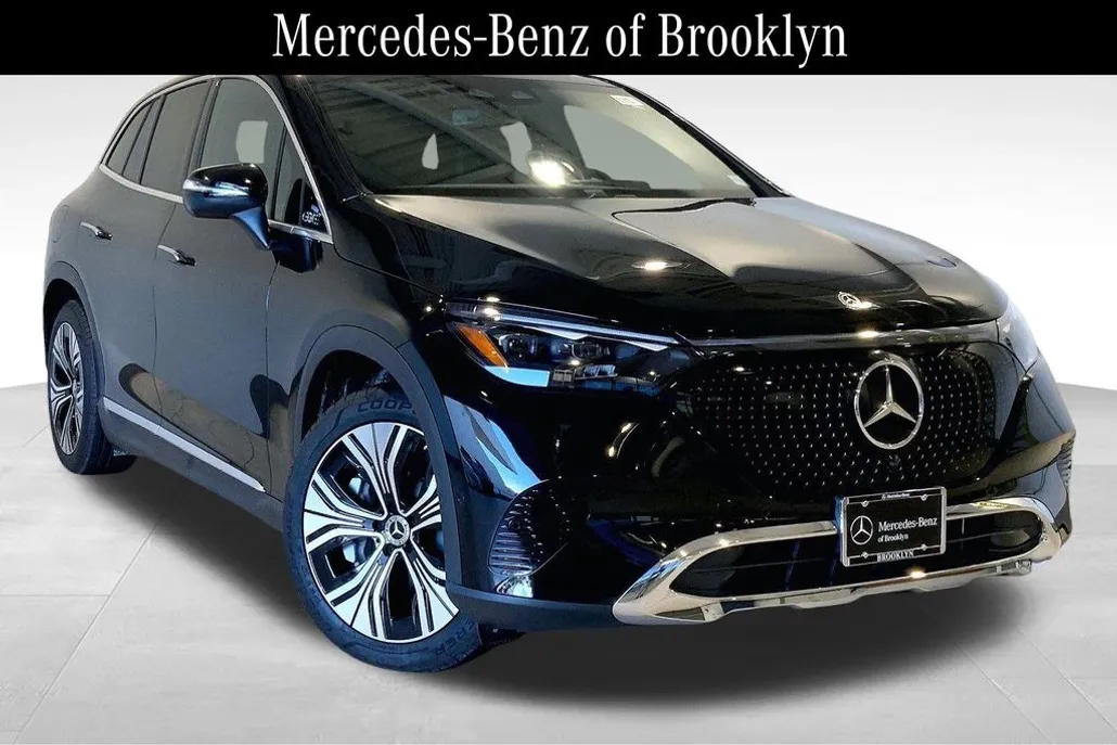2025 Mercedes Benz 350 4MATIC photo 1
