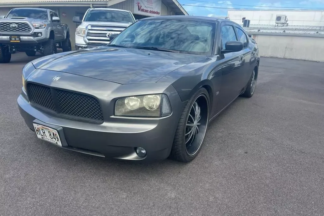 2009 Dodge Charger SXT photo 1
