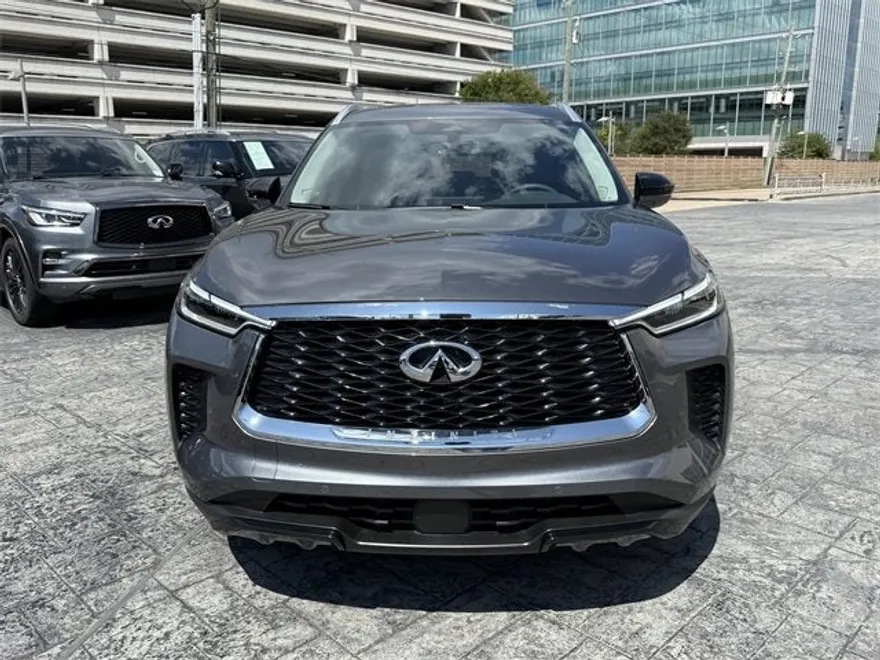 2025 Infiniti QX60 Luxe photo 1