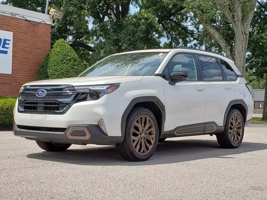2025 Subaru Forester Sport photo 1