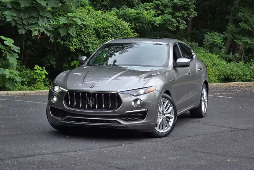 2022 Maserati Levante GT photo 1