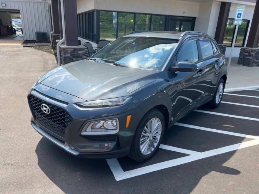 2021 Hyundai Kona SEL Plus photo 1