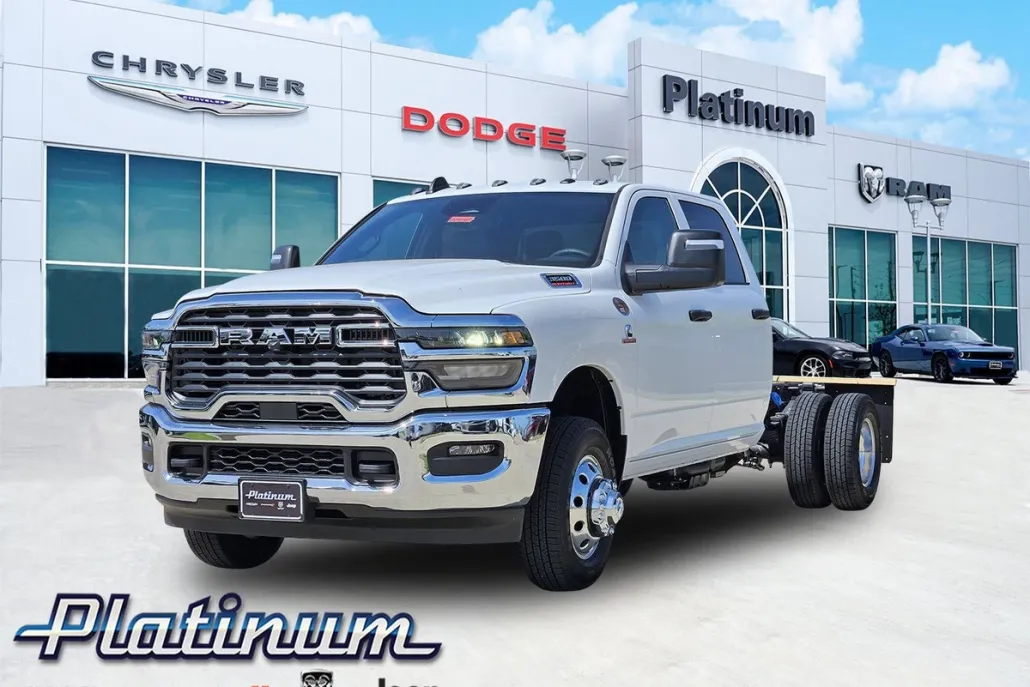 2025 Ram 3500 Tradesman photo 1