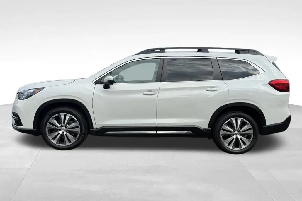 2021 Subaru Ascent Limited photo 1