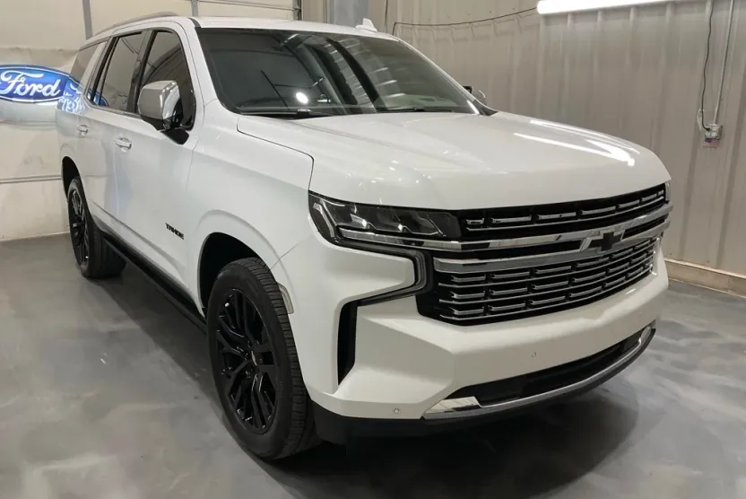 2023 Chevrolet Tahoe Premier photo 1