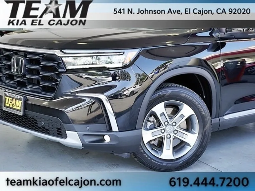 2023 Honda Pilot EX-L photo 1