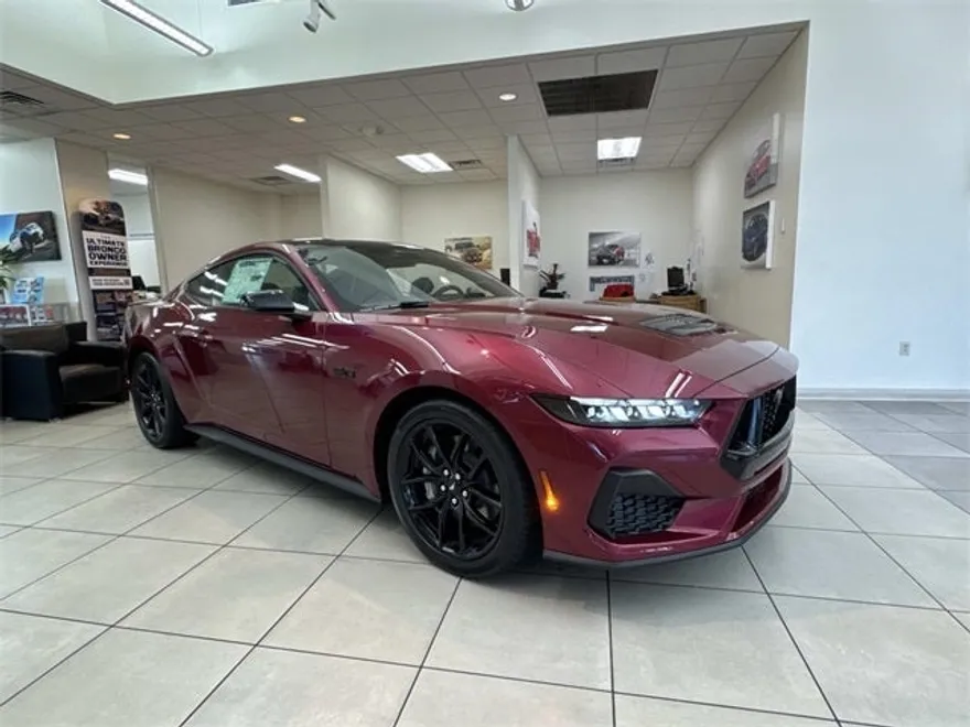 2025 Ford Mustang GT Premium photo 1