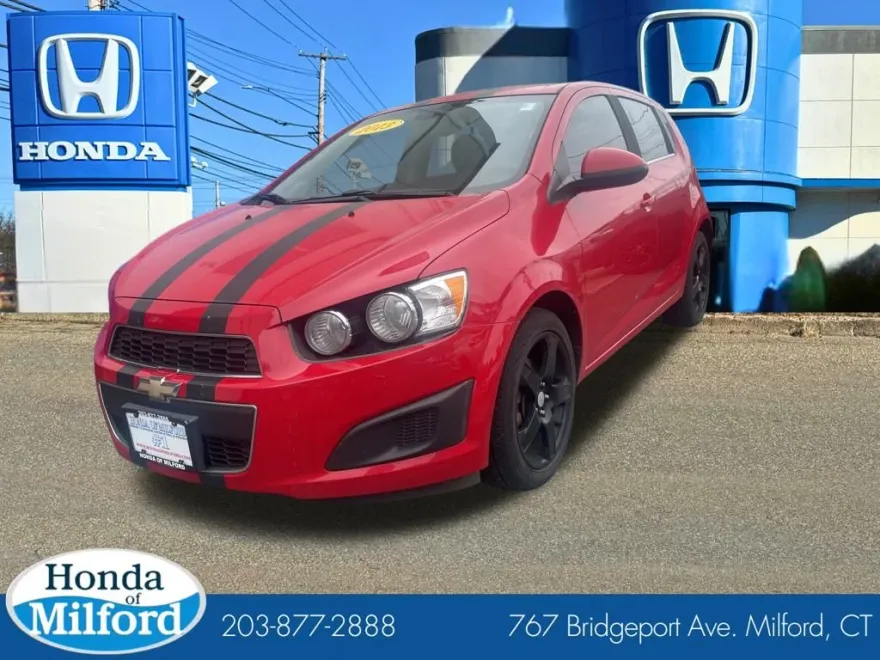 2013 Chevrolet Sonic LT photo 1