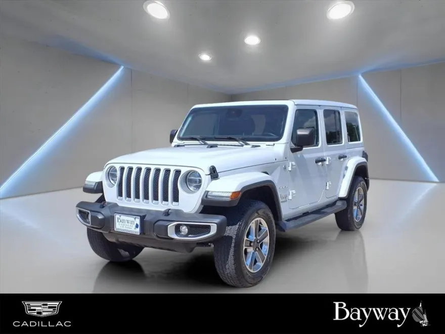 2021 Jeep Wrangler Unlimited Sahara photo 1