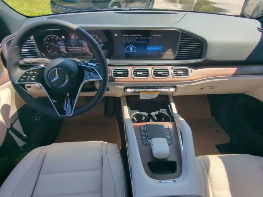 2026 Mercedes Benz GLE 450 4MATIC photo 1