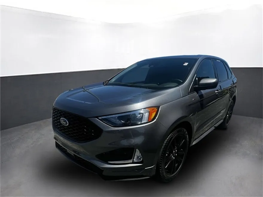 2024 Ford Edge ST photo 1