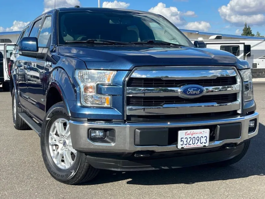 2016 Ford F-150 Lariat photo 1