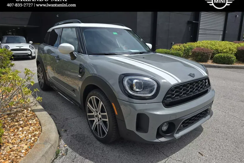 2023 Mini Countryman S ALL4 photo 1