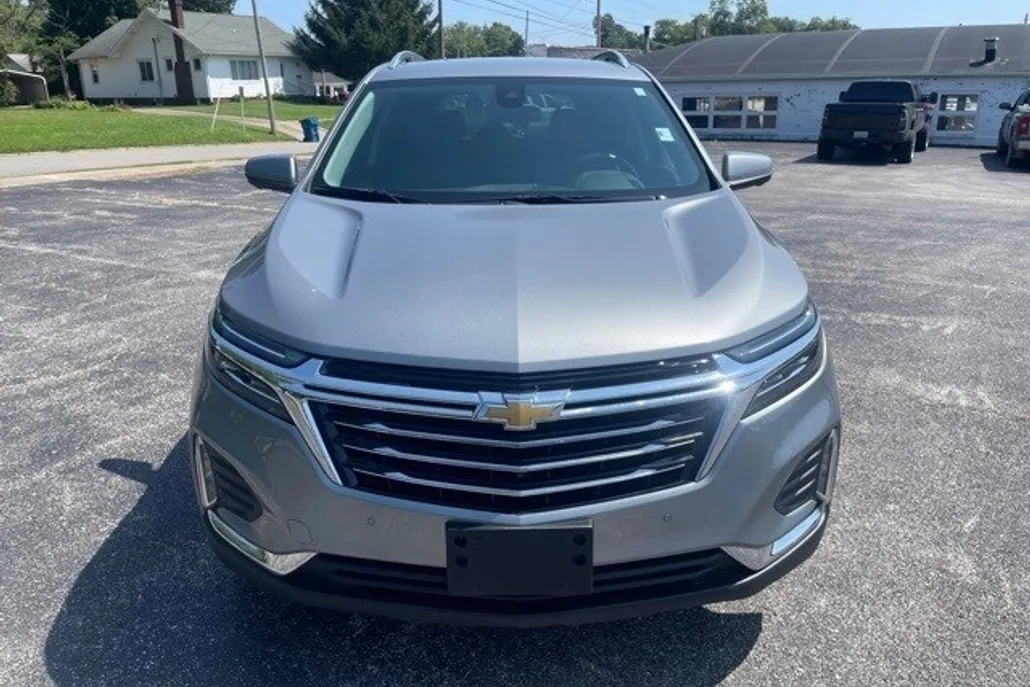 2023 Chevrolet Equinox Premier photo 1
