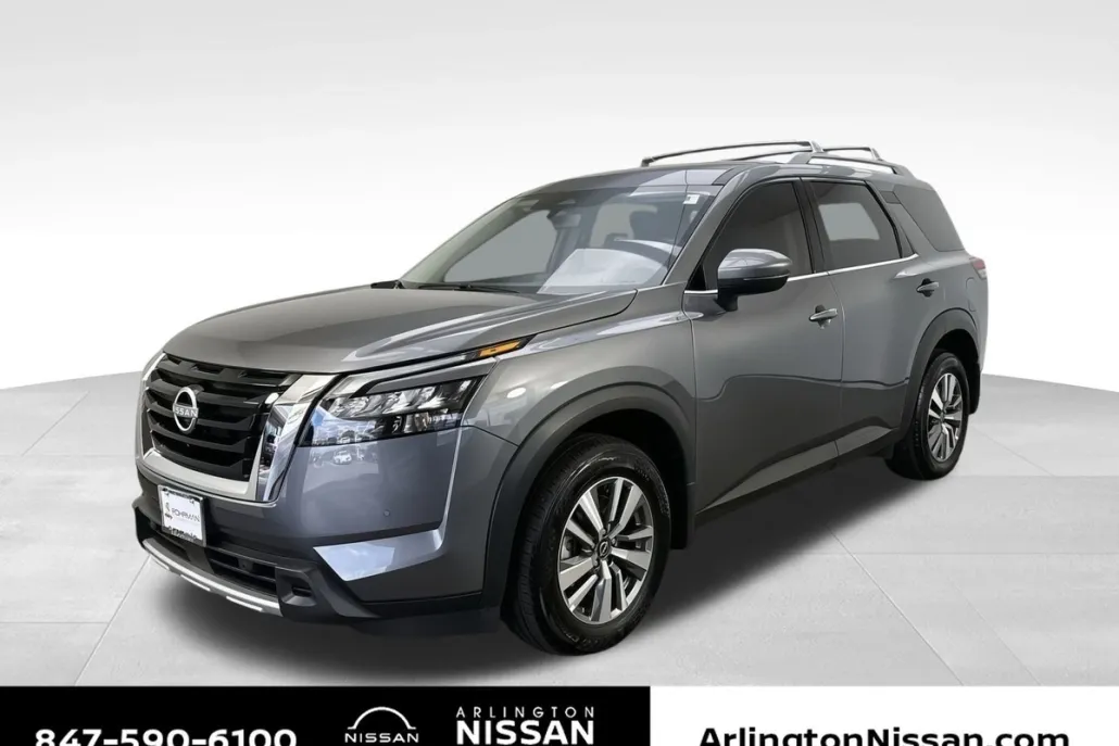 2025 Nissan Pathfinder SL photo 1