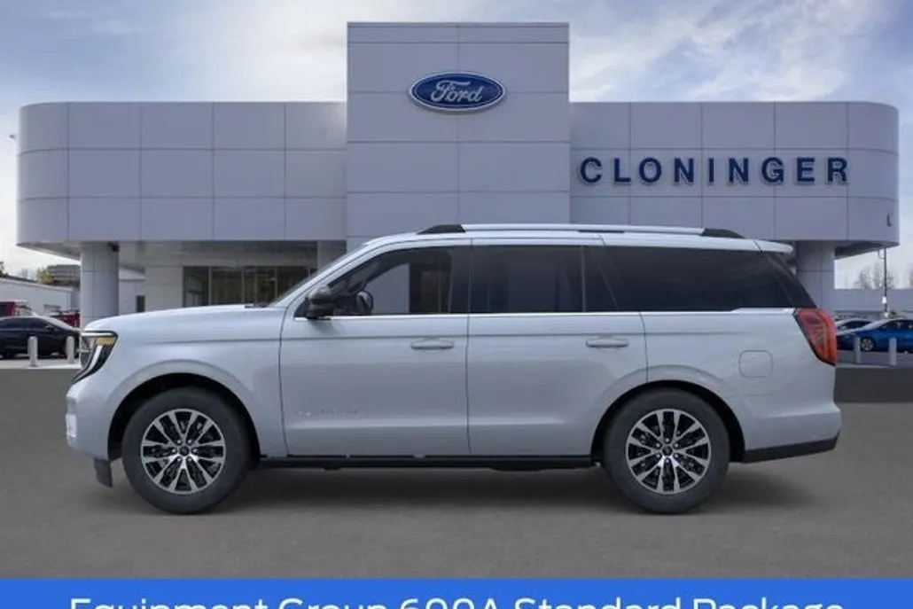 2025 Ford Expedition Platinum photo 1
