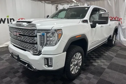 2022 Gmc Sierra 2500 HD Denali photo 3