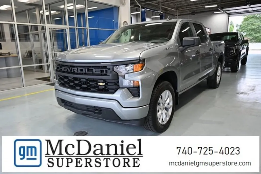 2026 Chevrolet Silverado 1500 Custom photo 1