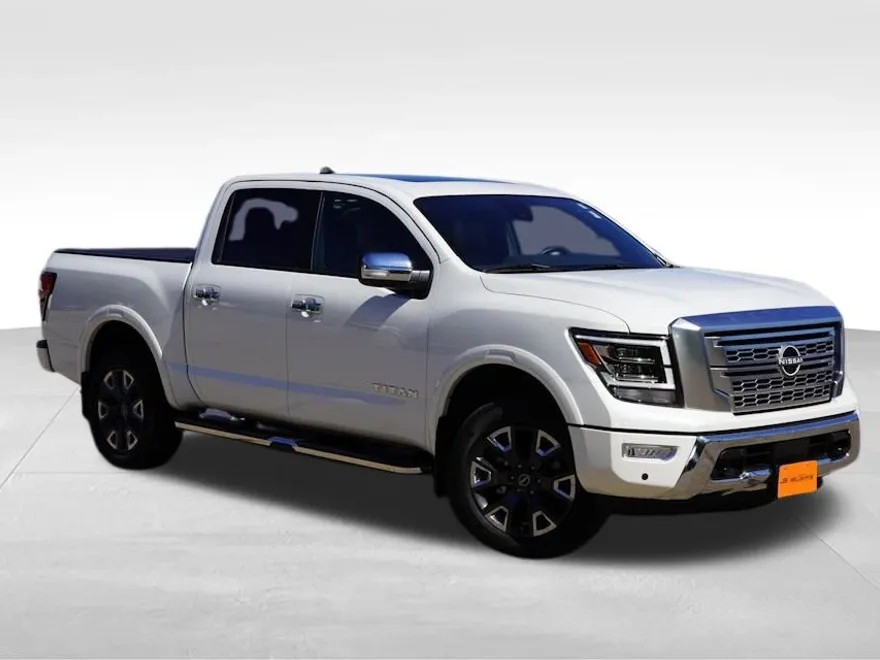 2024 Nissan Titan Platinum Reserve photo 1