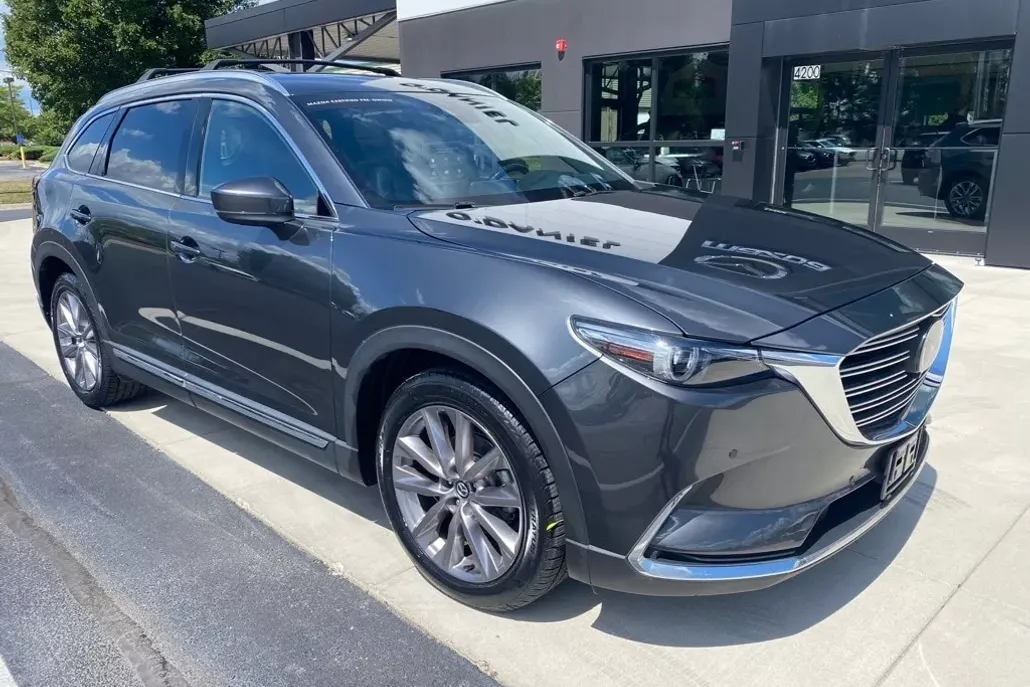 2022 Mazda CX-9 Grand Touring photo 1