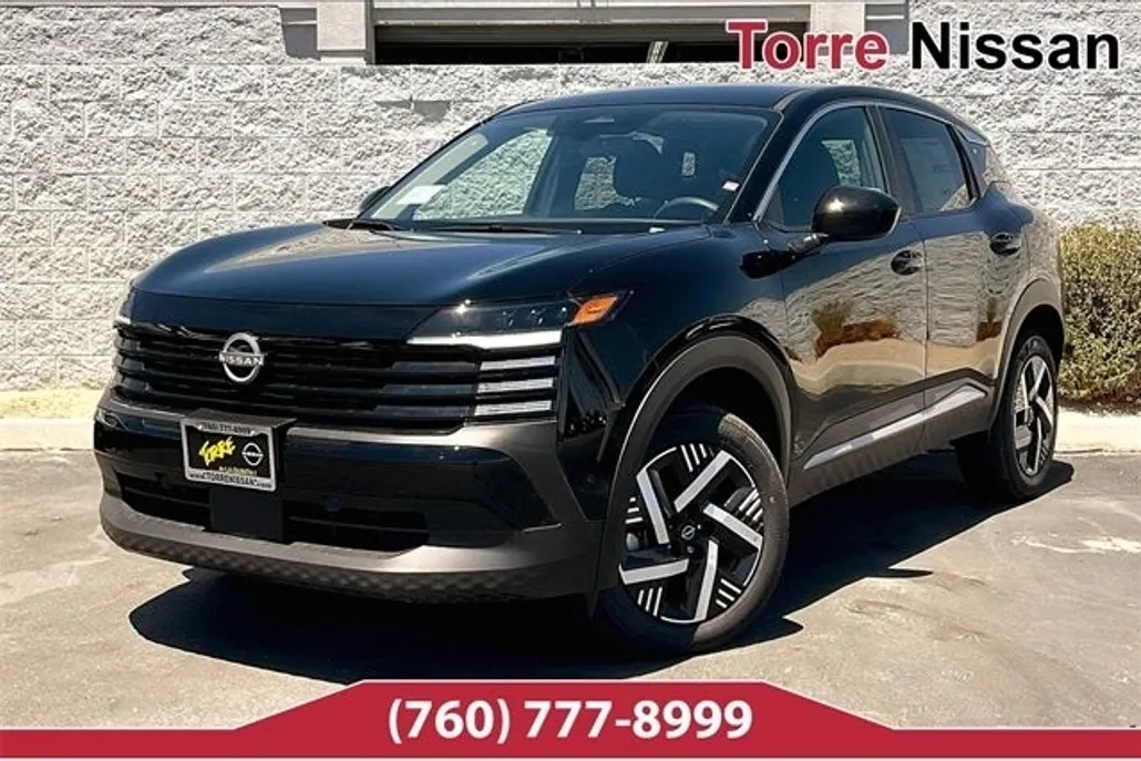 2025 Nissan Kicks SV photo 1
