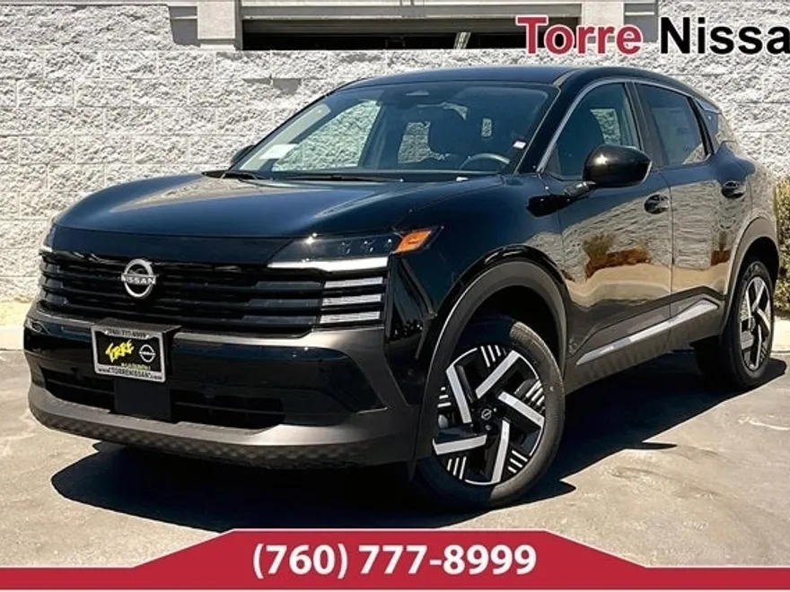 2025 Nissan Kicks SV photo 1