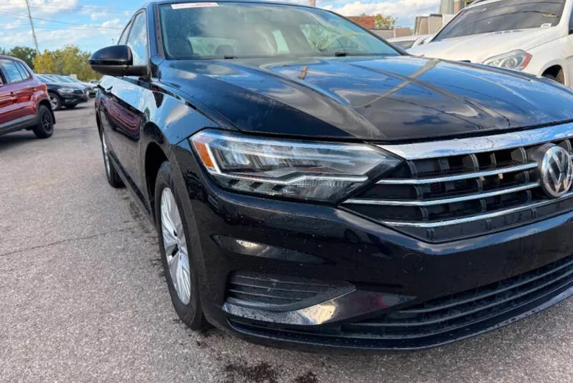 2019 Volkswagen Jetta S photo 1