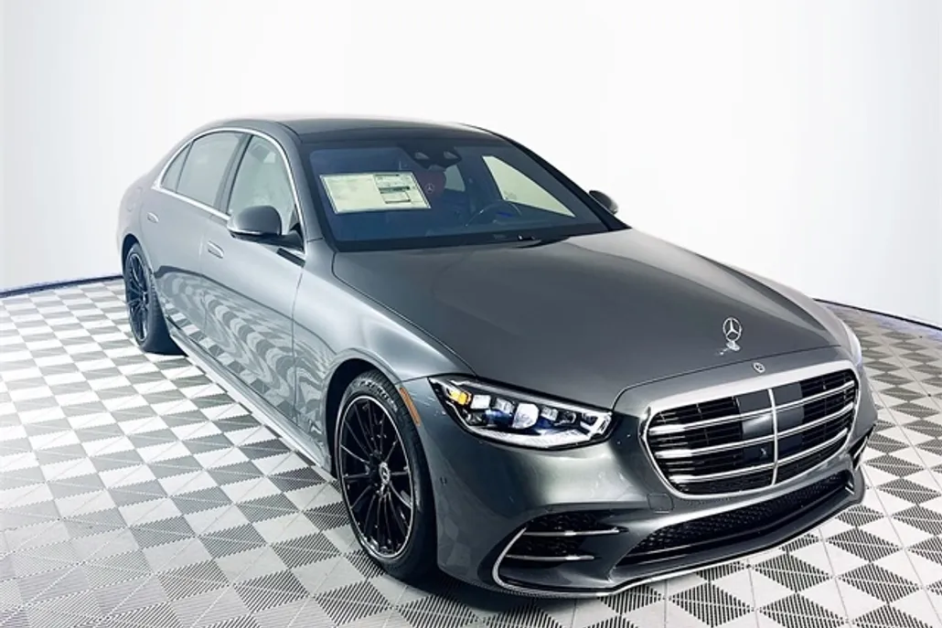 2026 Mercedes Benz S 580 4MATIC photo 1