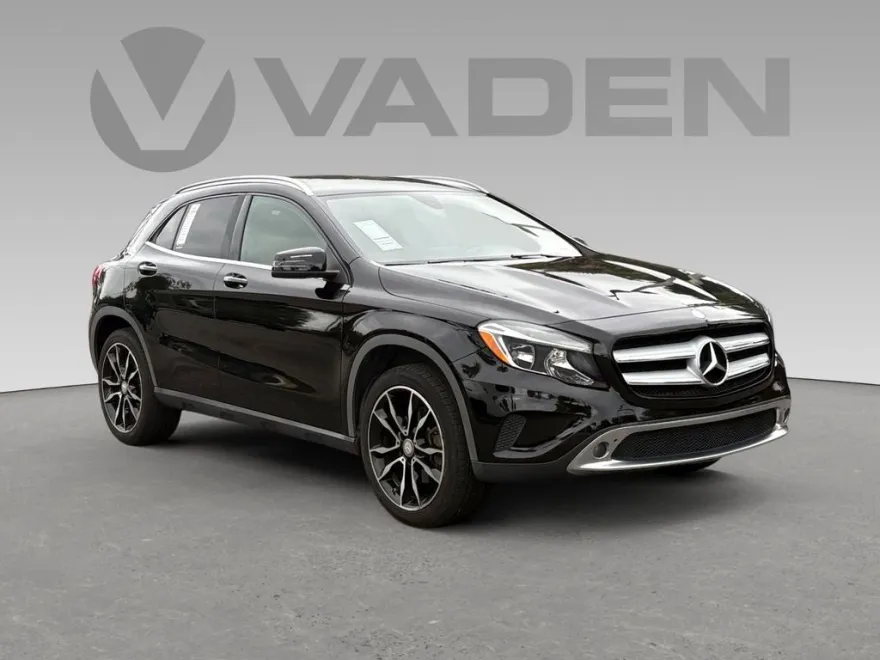 2017 Mercedes Benz GLA 250 photo 1