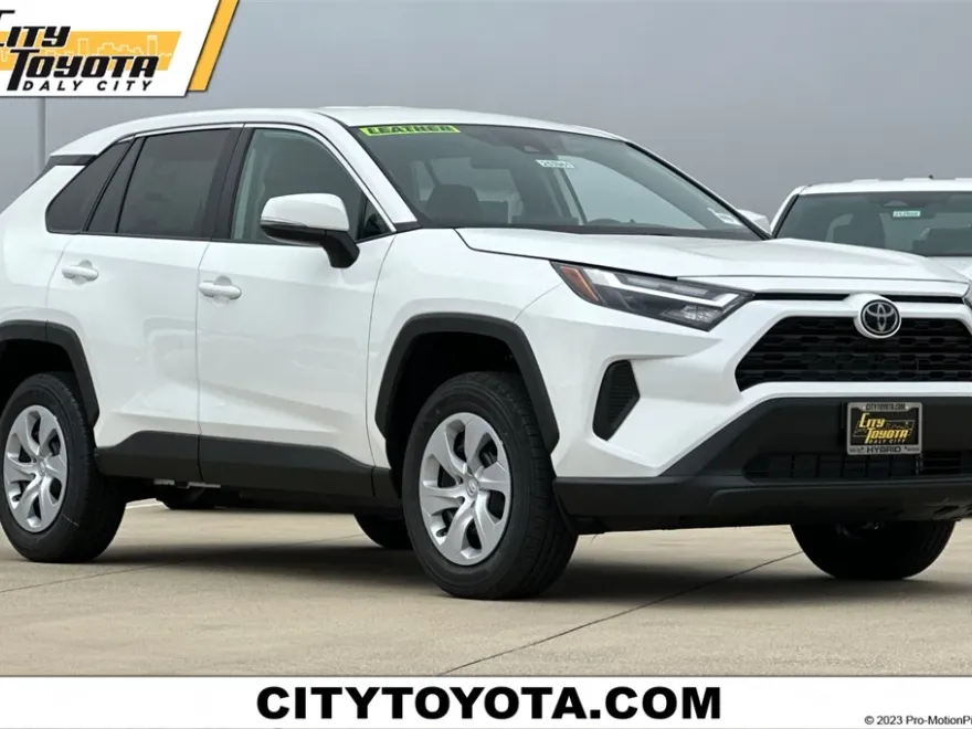 2025 Toyota RAV4 LE photo 1