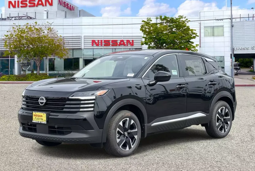 2025 Nissan Kicks SV photo 1