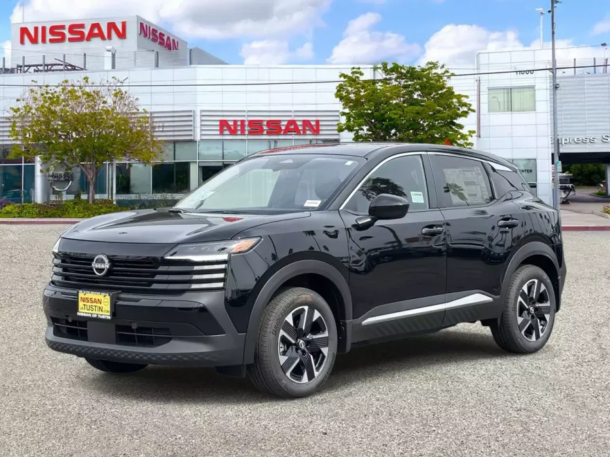 2025 Nissan Kicks SV photo 1