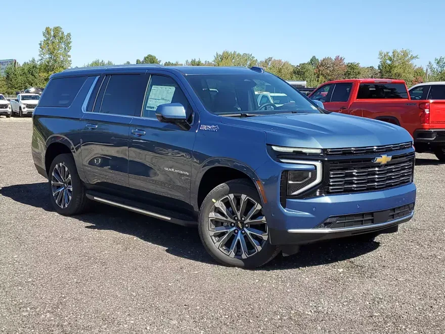 2026 Chevrolet Suburban High Country photo 1