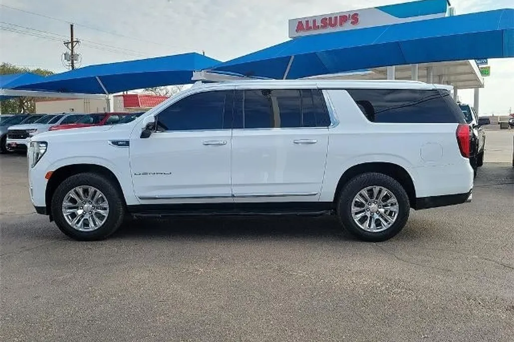 2022 Gmc Yukon XL Denali photo 1