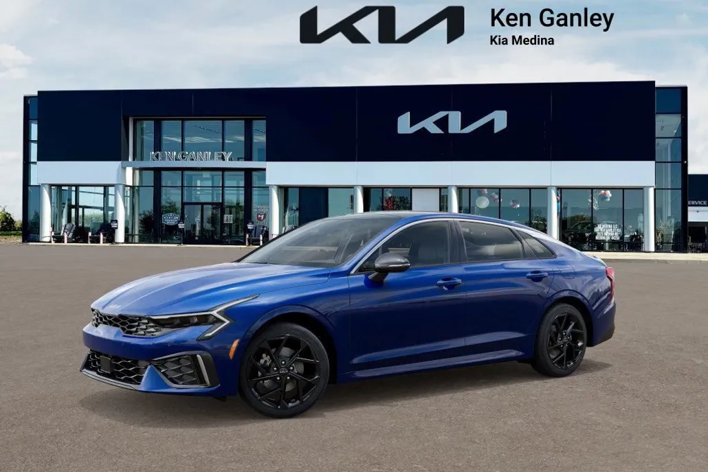 2026 Kia K5 GT-Line photo 1