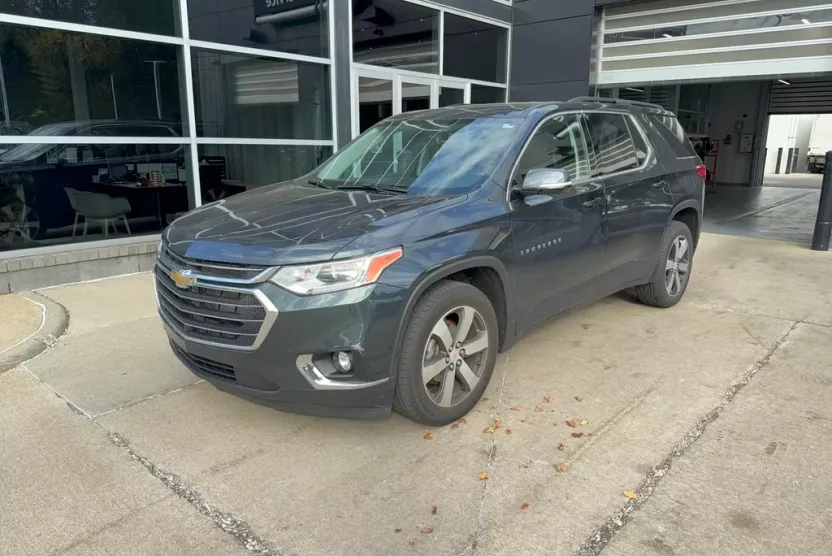 2020 Chevrolet Traverse Leather photo 1
