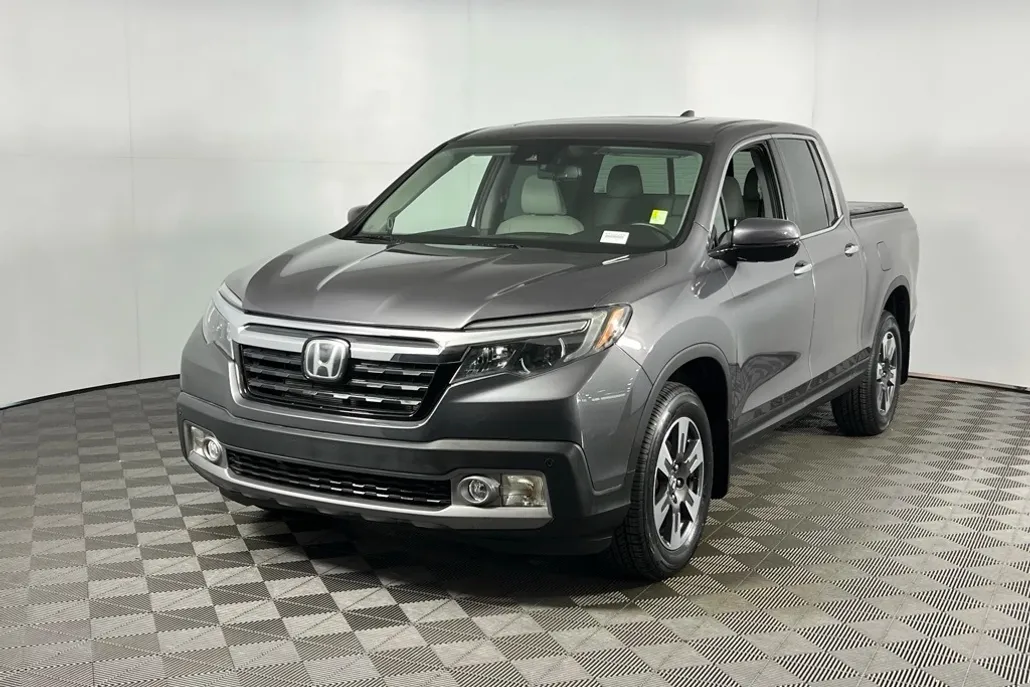 2019 Honda Ridgeline RTL-E photo 1