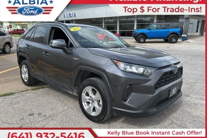 2021 Toyota RAV4 Hybrid LE photo 1