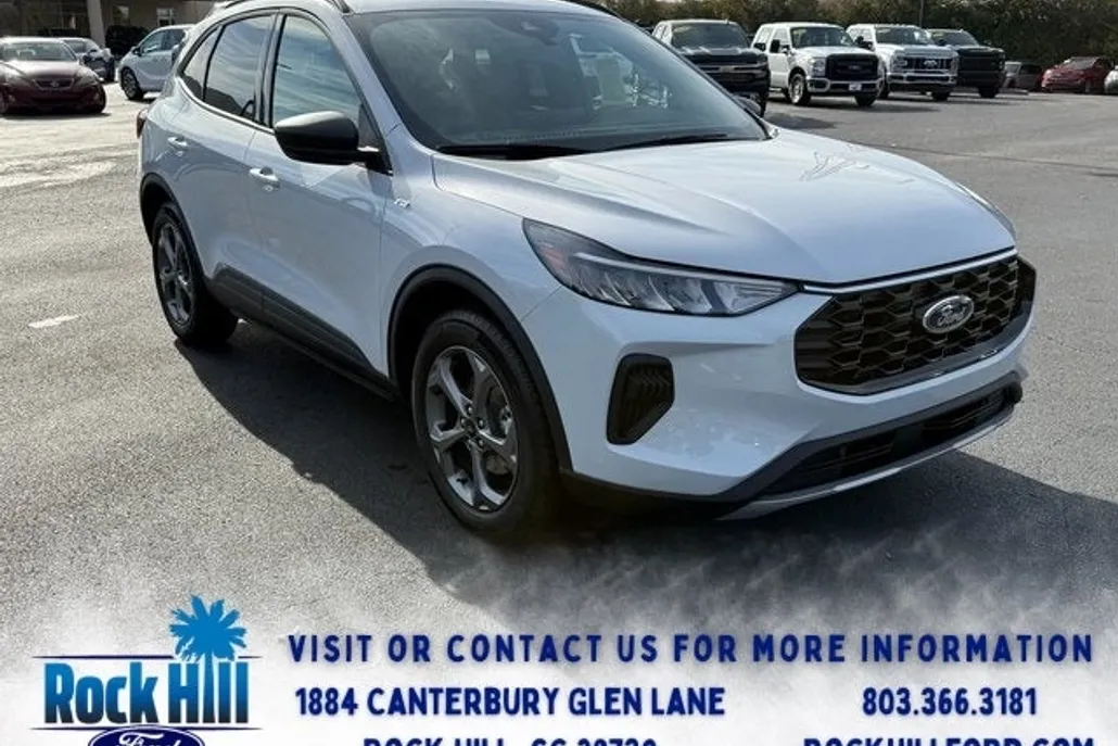2025 Ford Escape Hybrid ST-Line photo 1