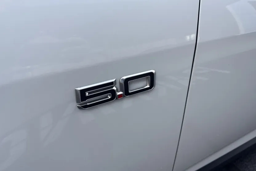 2024 Ford Mustang GT photo 1