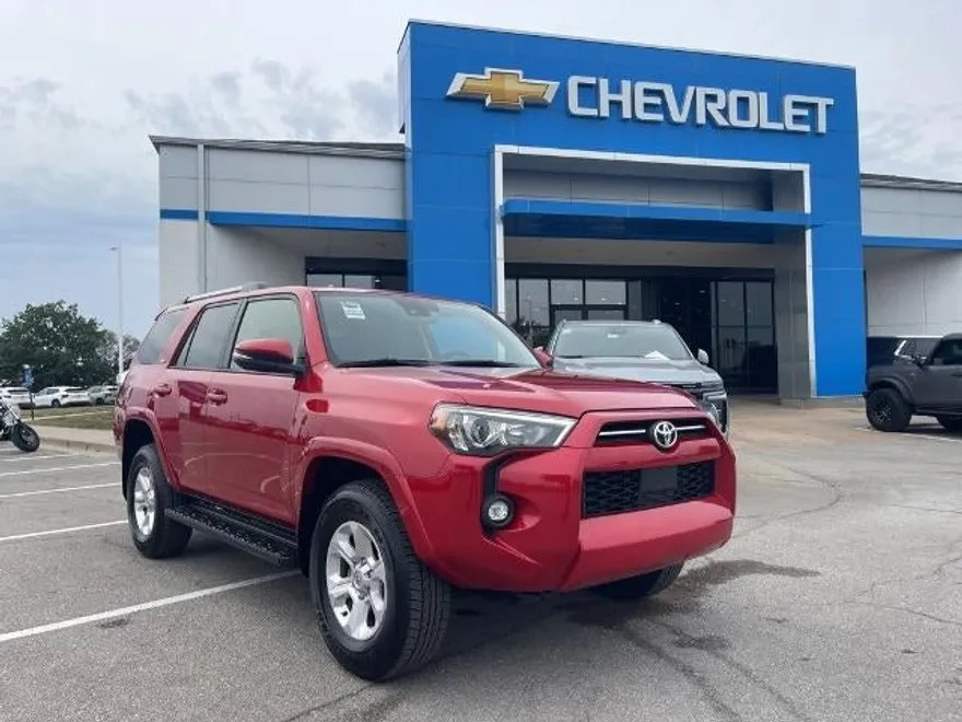 2024 Toyota 4Runner SR5 Premium photo 1