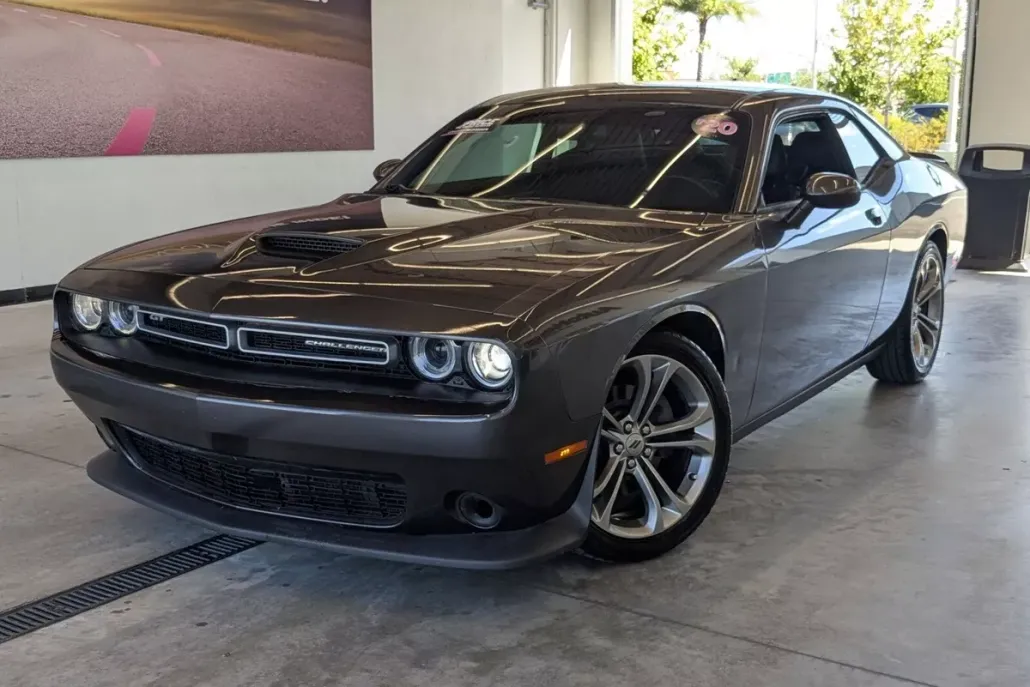 2020 Dodge Challenger GT photo 1
