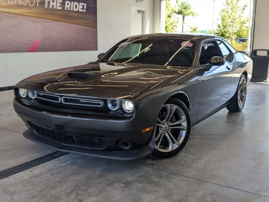 2020 Dodge Challenger GT photo 1