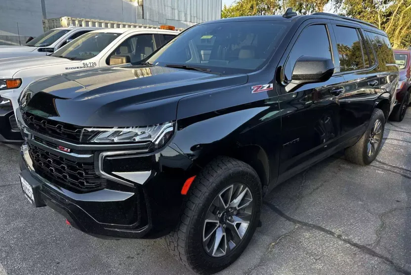 2021 Chevrolet Tahoe Z71 photo 1