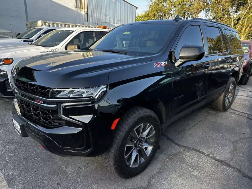 2021 Chevrolet Tahoe Z71 photo 1