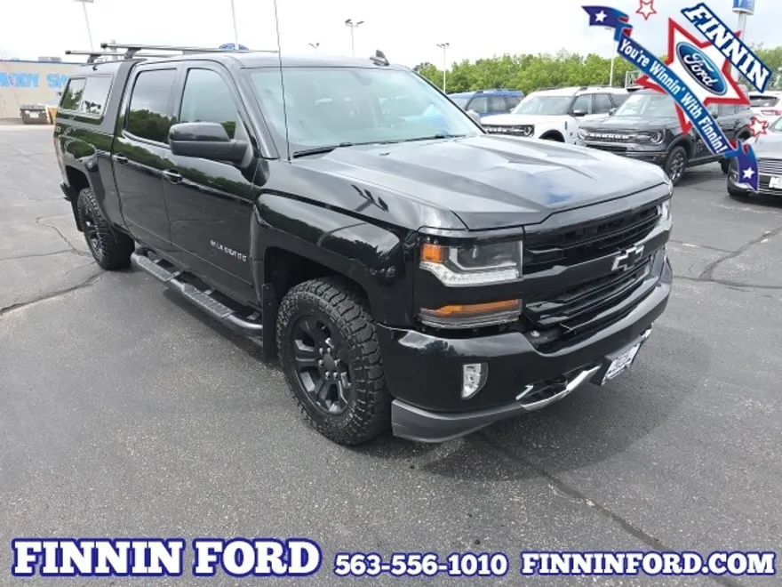 2018 Chevrolet Silverado 1500 LT photo 1
