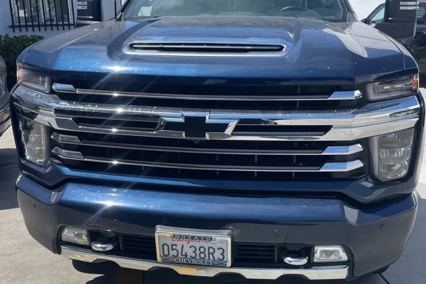 2023 Chevrolet Silverado 2500HD High Country photo 1