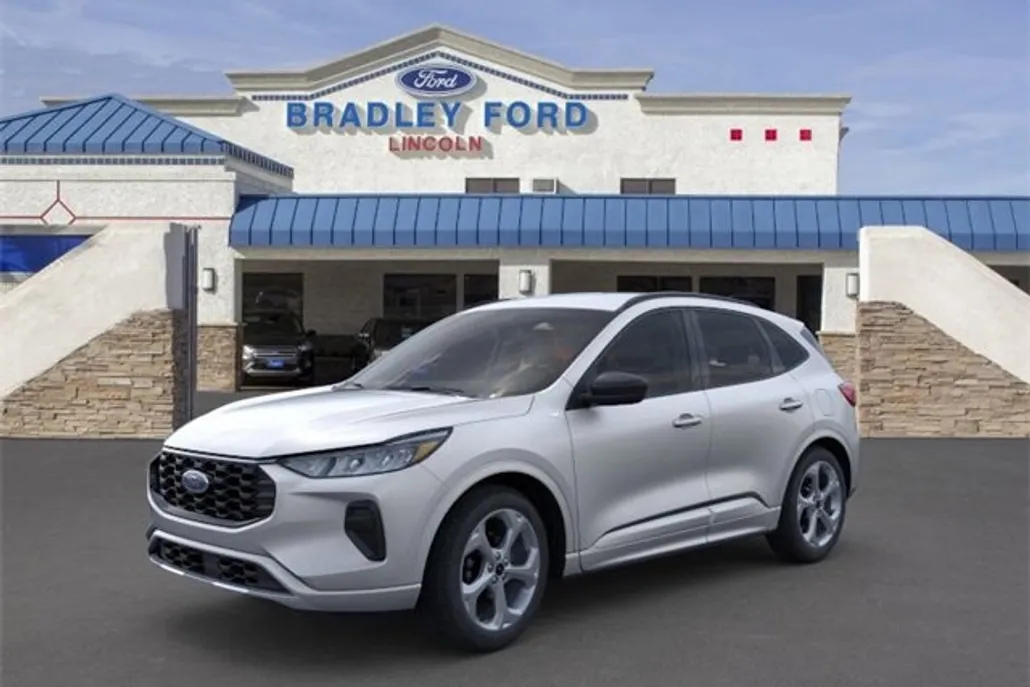 2024 Ford Escape ST-Line photo 1