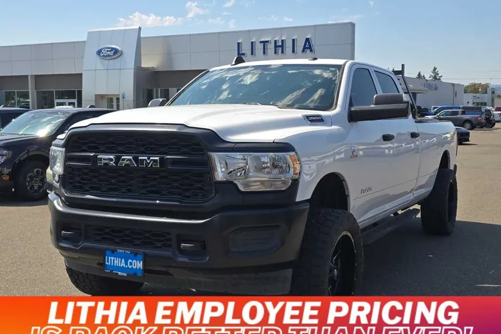 2020 Ram 3500 Tradesman photo 1