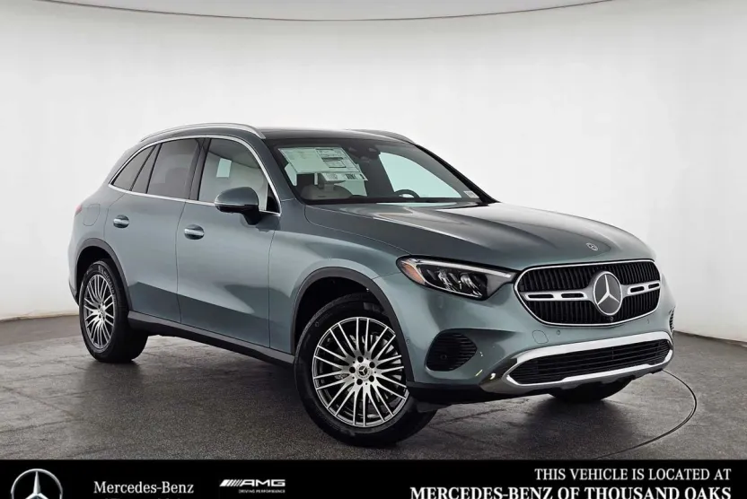 2026 Mercedes Benz GLC 300 4MATIC photo 1